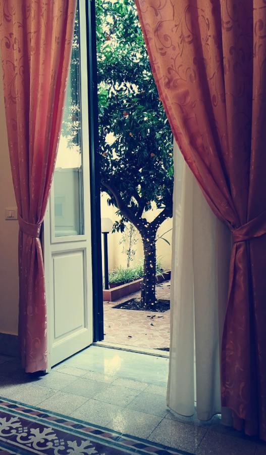 Le Rose Del Viale Hotel Palermo Kültér fotó