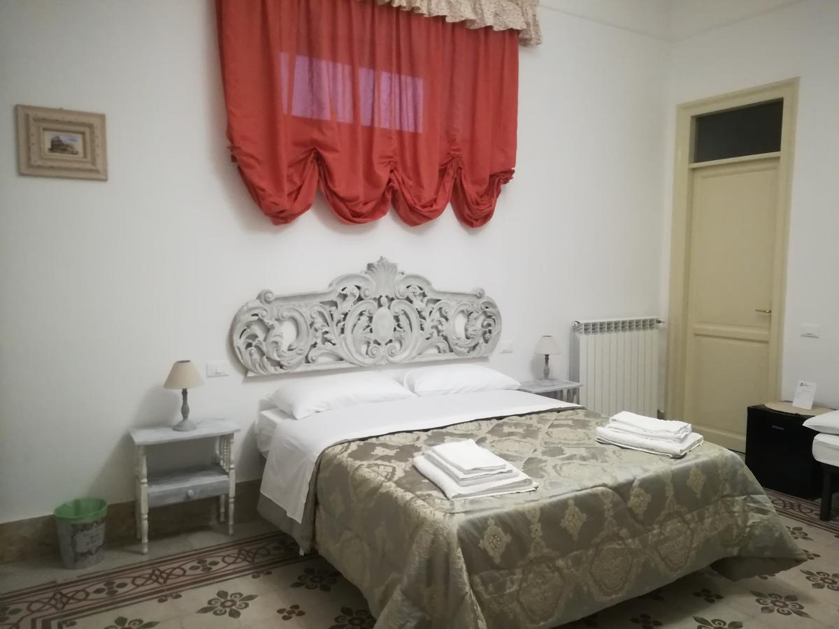 Le Rose Del Viale Hotel Palermo Kültér fotó