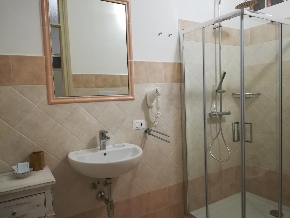 Le Rose Del Viale Hotel Palermo Kültér fotó